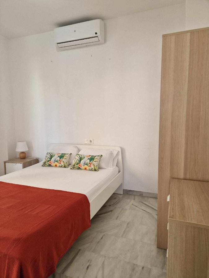 3 Rooms Con Parking Y Terraza En C Marmoles Малага Екстериор снимка