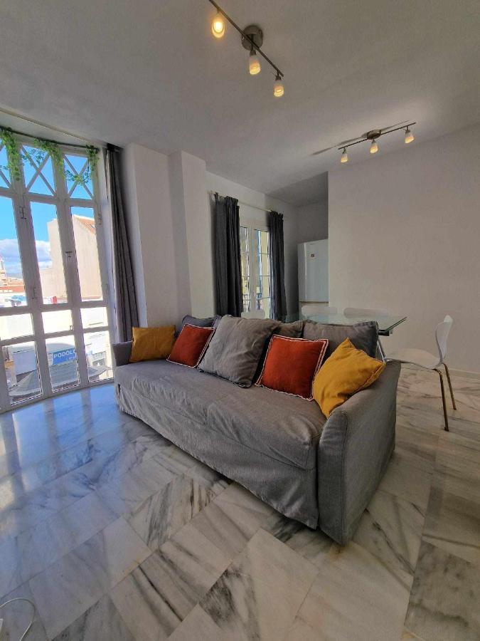 3 Rooms Con Parking Y Terraza En C Marmoles Малага Екстериор снимка