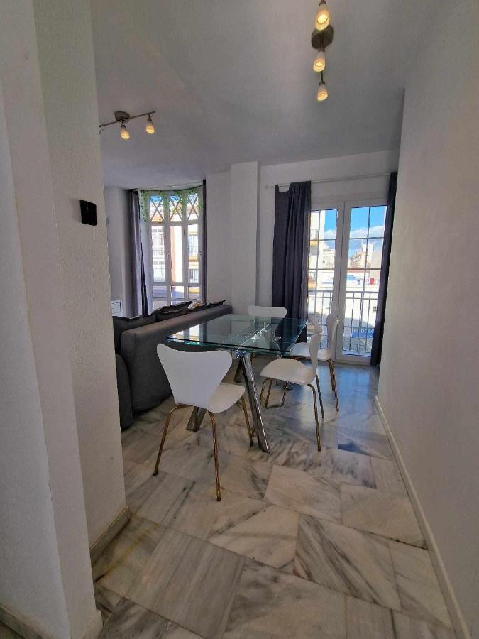 3 Rooms Con Parking Y Terraza En C Marmoles Малага Екстериор снимка